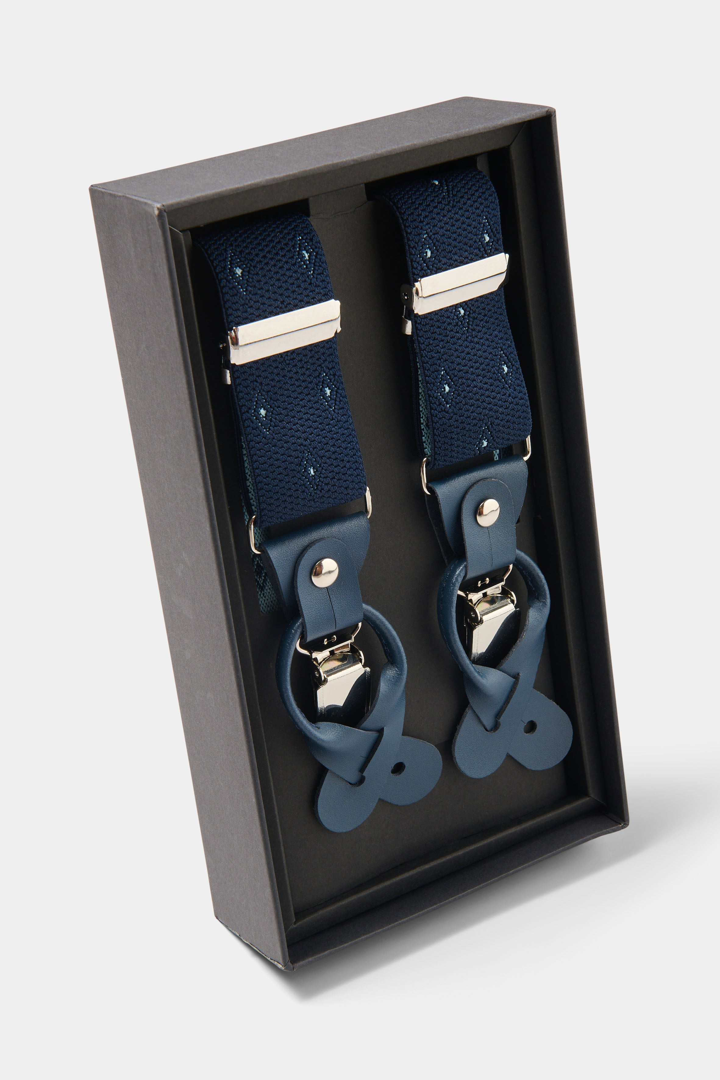 ligne jerem black 
 tissu en flanelle 
 largeur 3 °cm 
 fixation à pinces et à boutons