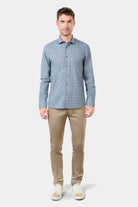 ligne casualwear 
 chemise en popeline de coton à imprimé fantaisie 
 coupe confortable sans pinces au dos 
 col classique avec baleine amovible 
 poignets arrondis ajustable...