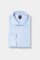 ligne casualwear 
 chemise en twill de coton 
 coupe confortable sans pinces au dos 
 col classique avec baleine amovible 
 poignets arrondis ajustables à deux boutons 
 galo...