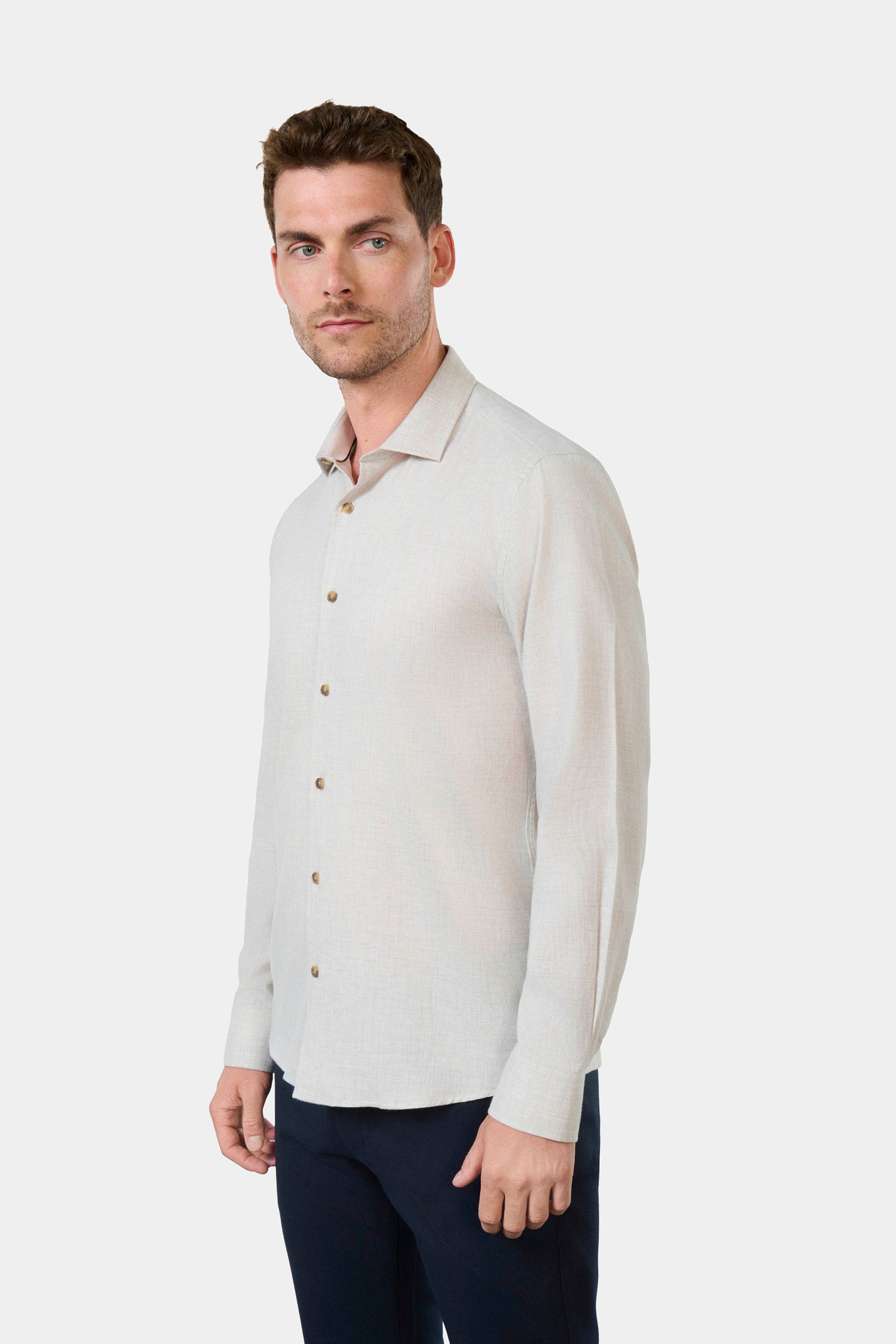 ligne casualwear 
 chemise en popeline de coton à imprimé fantaisie 
 coupe confortable sans pinces au dos 
 col classique avec baleine amovible 
 poignets arrondis ajustable...