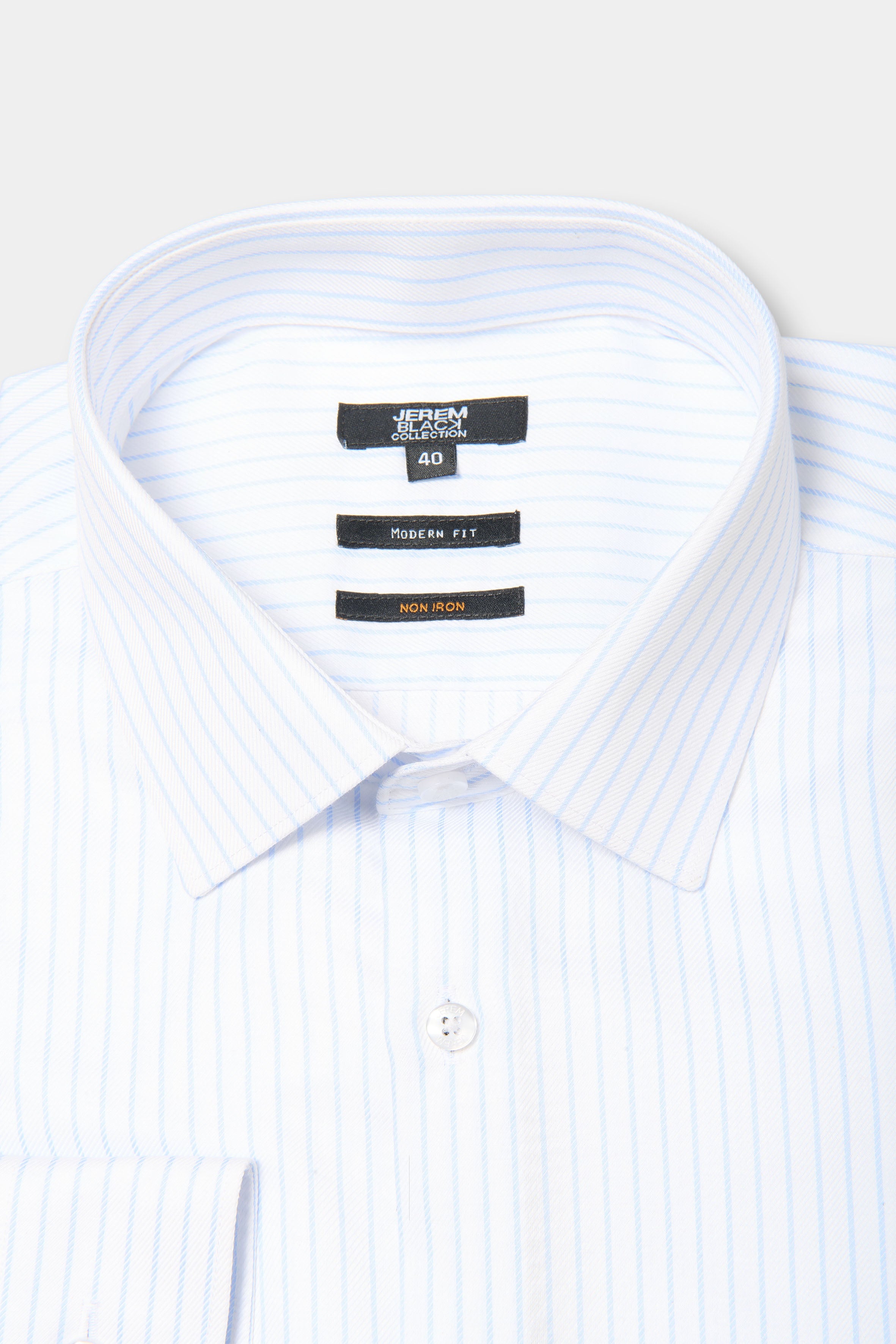 ligne jerem black 
 chemise bicolore texturée en coton 
 coupe ajustée avec pinces au dos 
 col semi-italien avec baleine amovible 
 poignets arrondis ajustables à deux bouto...