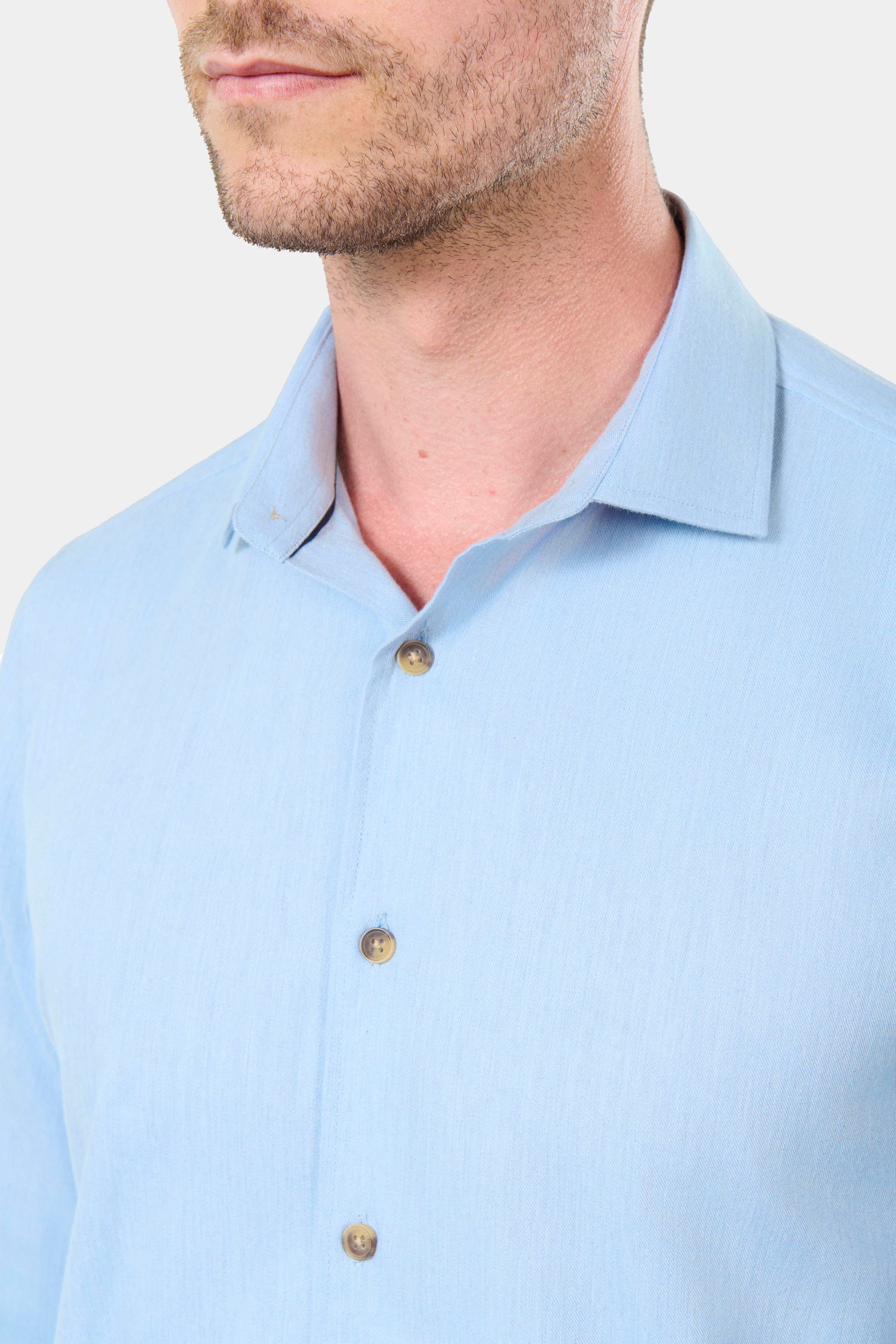 ligne casualwear 
 chemise en popeline de coton à imprimé fantaisie 
 coupe confortable sans pinces au dos 
 col classique avec baleine amovible 
 poignets arrondis ajustable...