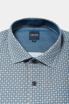 ligne casualwear 
 chemise en popeline de coton à imprimé fantaisie 
 coupe confortable sans pinces au dos 
 col classique avec baleine amovible 
 poignets arrondis ajustable...