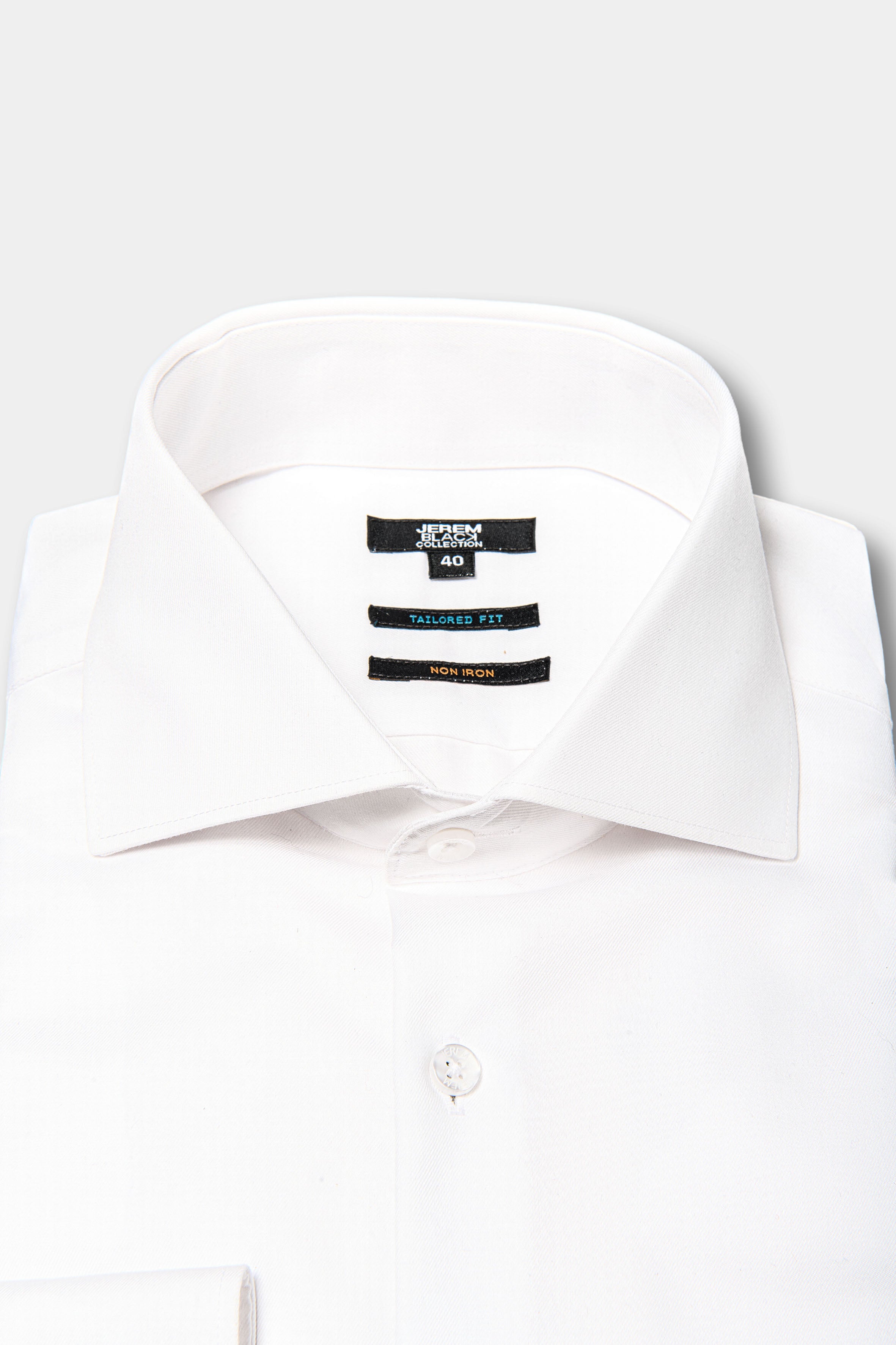 ligne jerem black   coupe ajustée avec pinces au dos   col classique avec baleine amovible   poignets arrondis ajustables à deux boutons