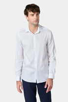 ligne jerem black 
 coupe droite pour un style intemporel 
 tissu pur lin chiné 
 hausse de ceinture sartoriale 
 fermeture avec zip et crochet sous-patte 
 poches italiennes...