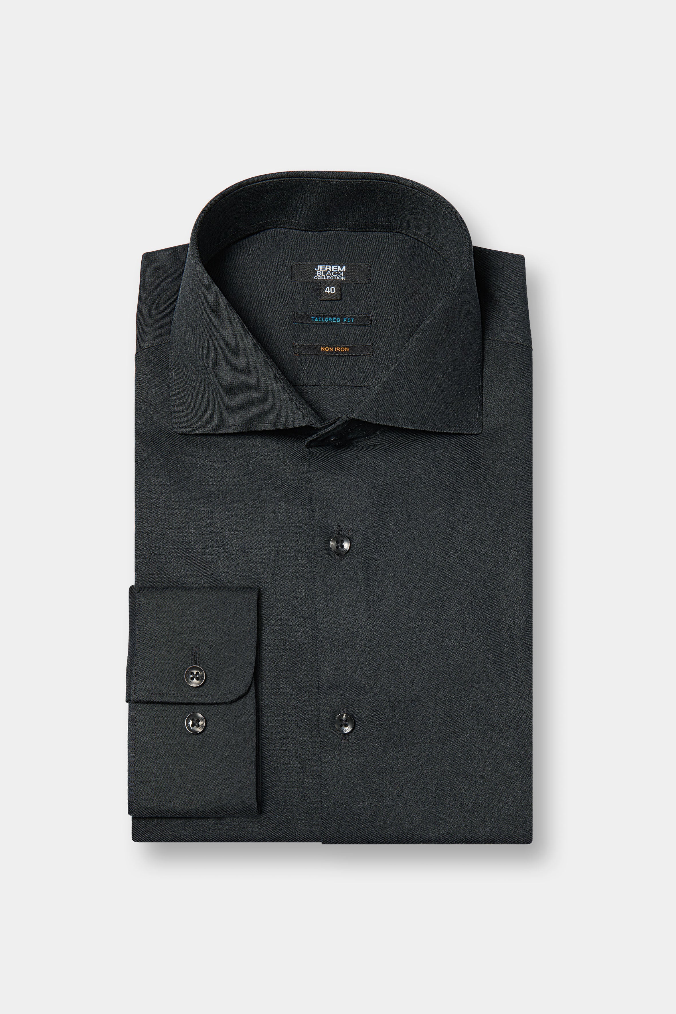 ligne jerem black   coupe ajustée avec pinces au dos   col classique avec baleine amovible   poignets arrondis ajustables à deux boutons