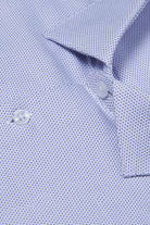 ligne jerem black 
 coupe droite sans pinces au dos 
 col classique avec baleine amovible 
 poignets arrondis ajustables à deux boutons