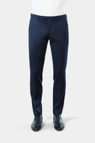 ligne toofashion 
 taille basse et ajustée pour un style moderne 
 le sergé de laine vierge finesse super 120’s à la finition ´ natural stretch ª assure un tombé et un confor...