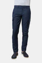 ligne activewear 
 coupe fuselée et taille basse 
 le soronaæ, matière performante est conçue pour être stretch, isolante et résistante! 
 hausse de ceinture stretch 
 fermet...